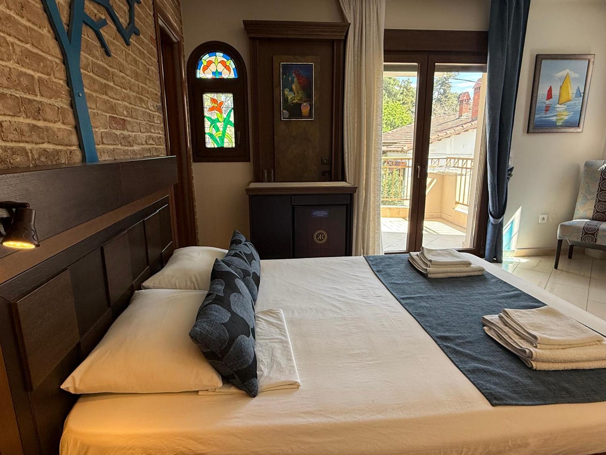 Kappa Rooms Boutique Hotel Nea Kallikrateia 외부 사진